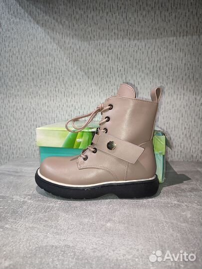 Ботинки на девочек