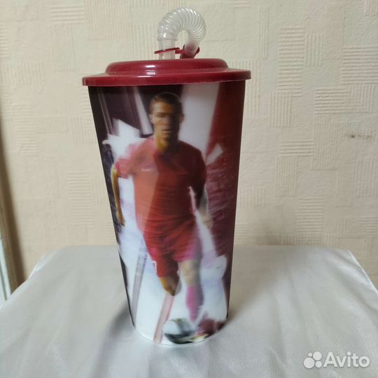 Стакан для напитков с Роналдо(KFC),0.95л