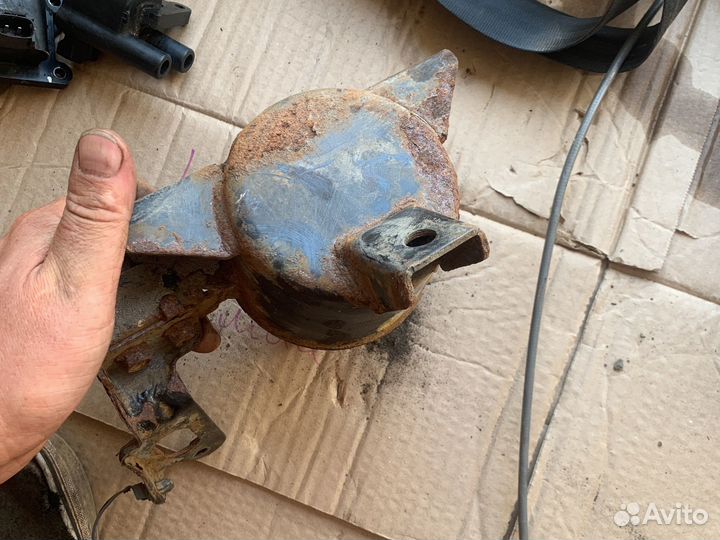 Подушка АКПП kia rio 2