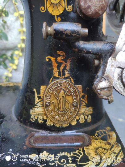 Швейная машинка Singer