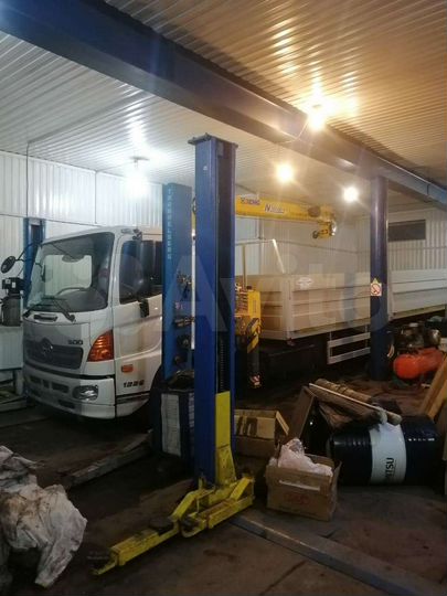 Гараж, > 30 м²