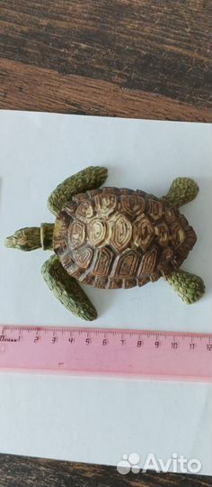 Черепаха из камня