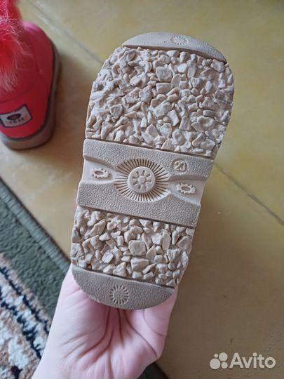 Угги на девочку,23 р