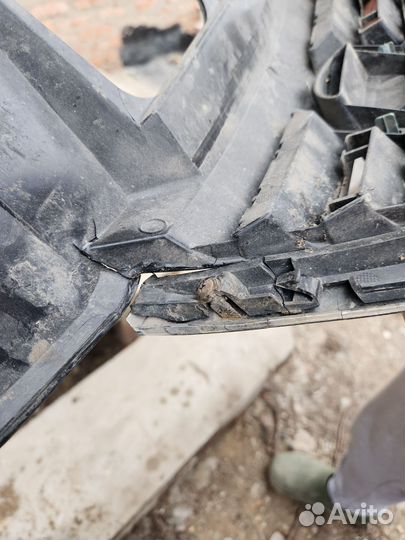 Решетка радиатора Nissan Juke, 2012