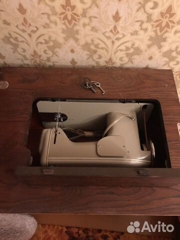 Швейная машина Lаda