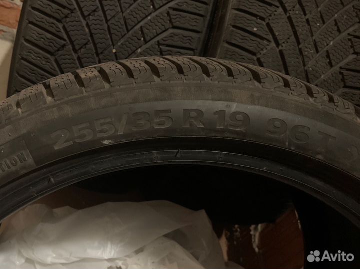 Continental ContiVikingContact 7 255/35 R19 96T