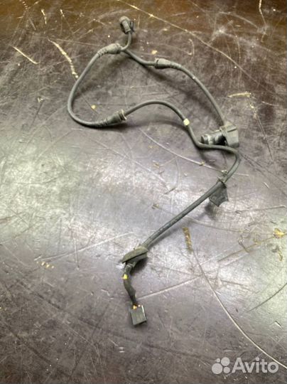 Датчик abs передний Audi A4 8E 5064