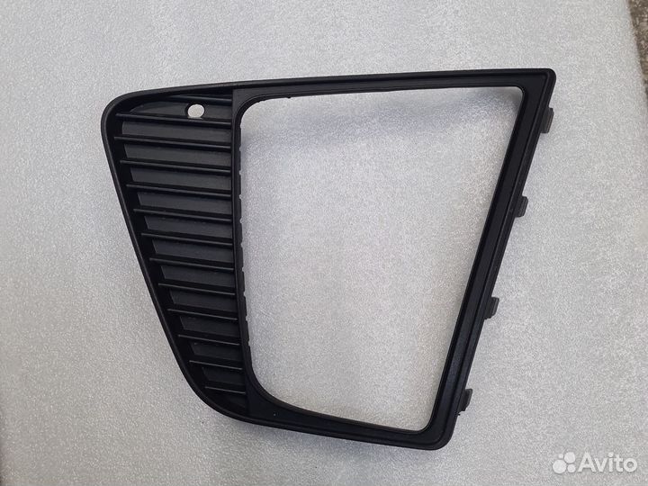 Накладка противотуманной фары правая hyundai greta