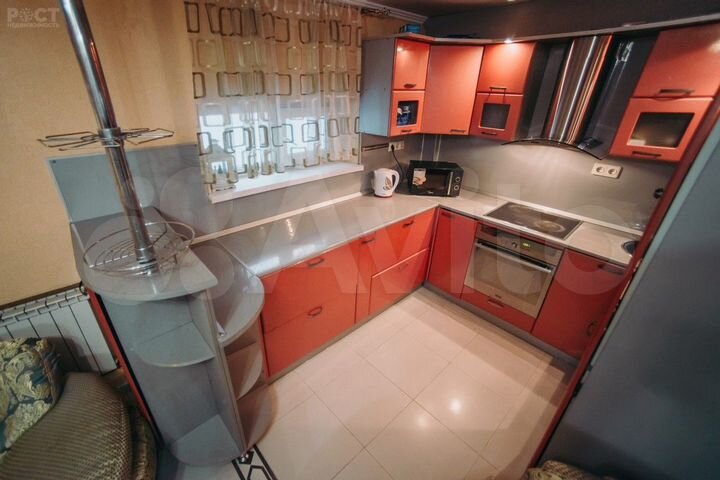 4-к. квартира, 142,5 м², 1/4 эт.