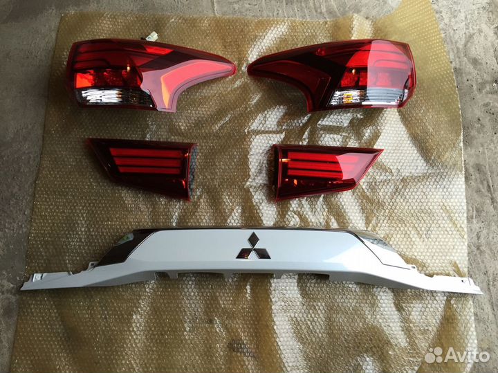 Фонарь задний mitsubishi outlander 3 бу