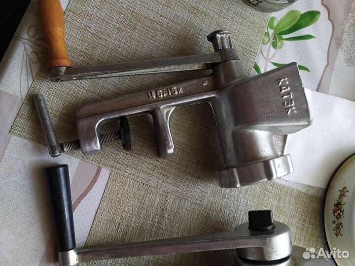 Мясорубка ручная ссср,мелочи для кухни