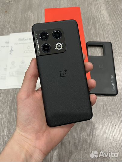 OnePlus 10 pro, 8/128 ГБ