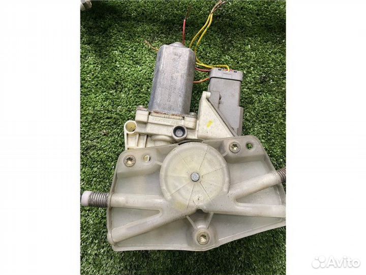 Стеклоподъемник передний правый Peugeot 406 дизель