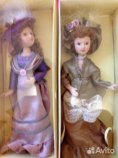 Коллекция фарфоровых кукол