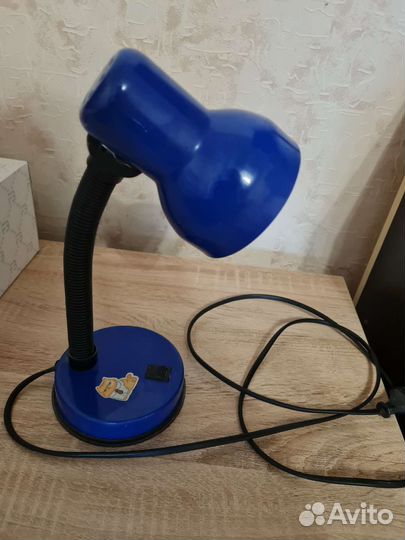 Лампа настольная