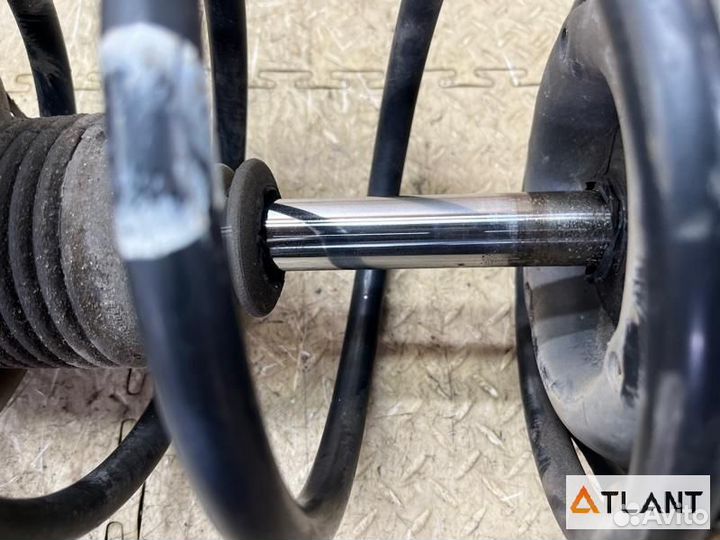 Стойка передняя левая nissan liberty