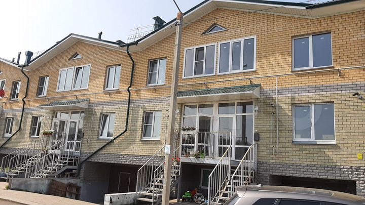 4-к. квартира, 158 м², 2/2 эт.