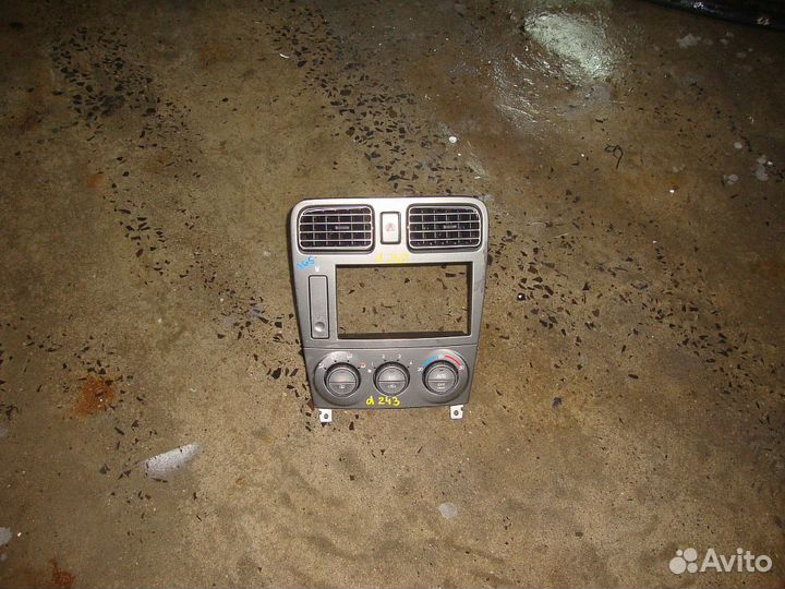 Управление климат-контроль Subaru Forester Subaru