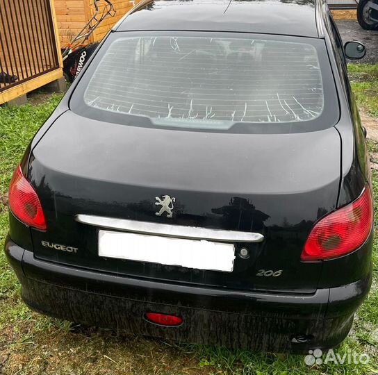 Peugeot 206 Sedan 1.4 KFW