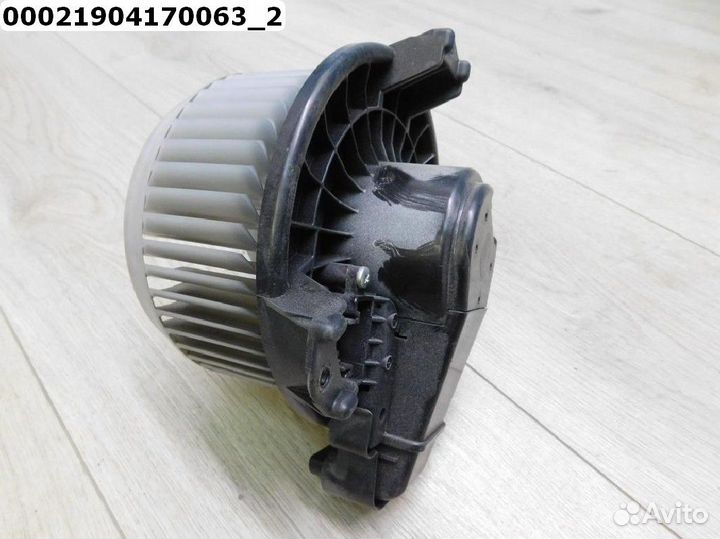 Toyota RAV 4 Моторчик отопителя