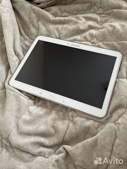 Планшет Samsung Galaxy tab 4 10.1