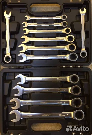 Набор ключей комбинированных трещоточных 12пр. dis