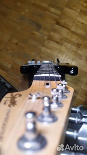 Электрогитара