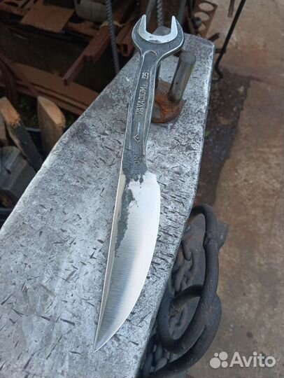 Нож кованый из ключа