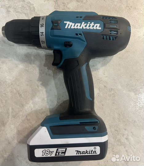 Шуруповерт makita df488d