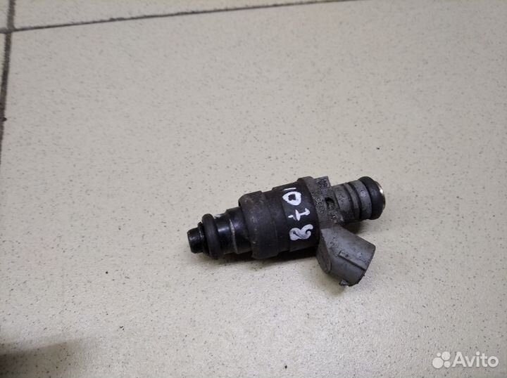 Форсунка инжекторная электрическая Octavia (A5 1Z)
