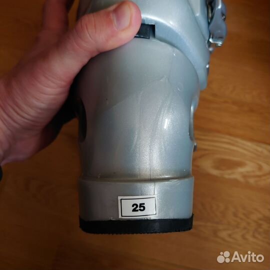 Горнолыжные ботинки