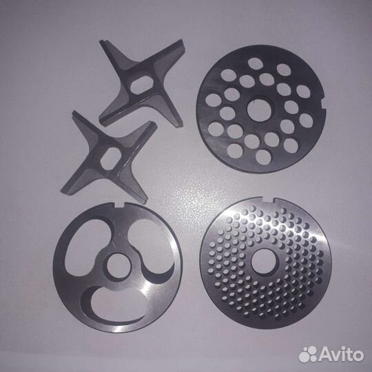 Комплект ножей и решёток для мясорубки