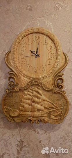 Часы резные
