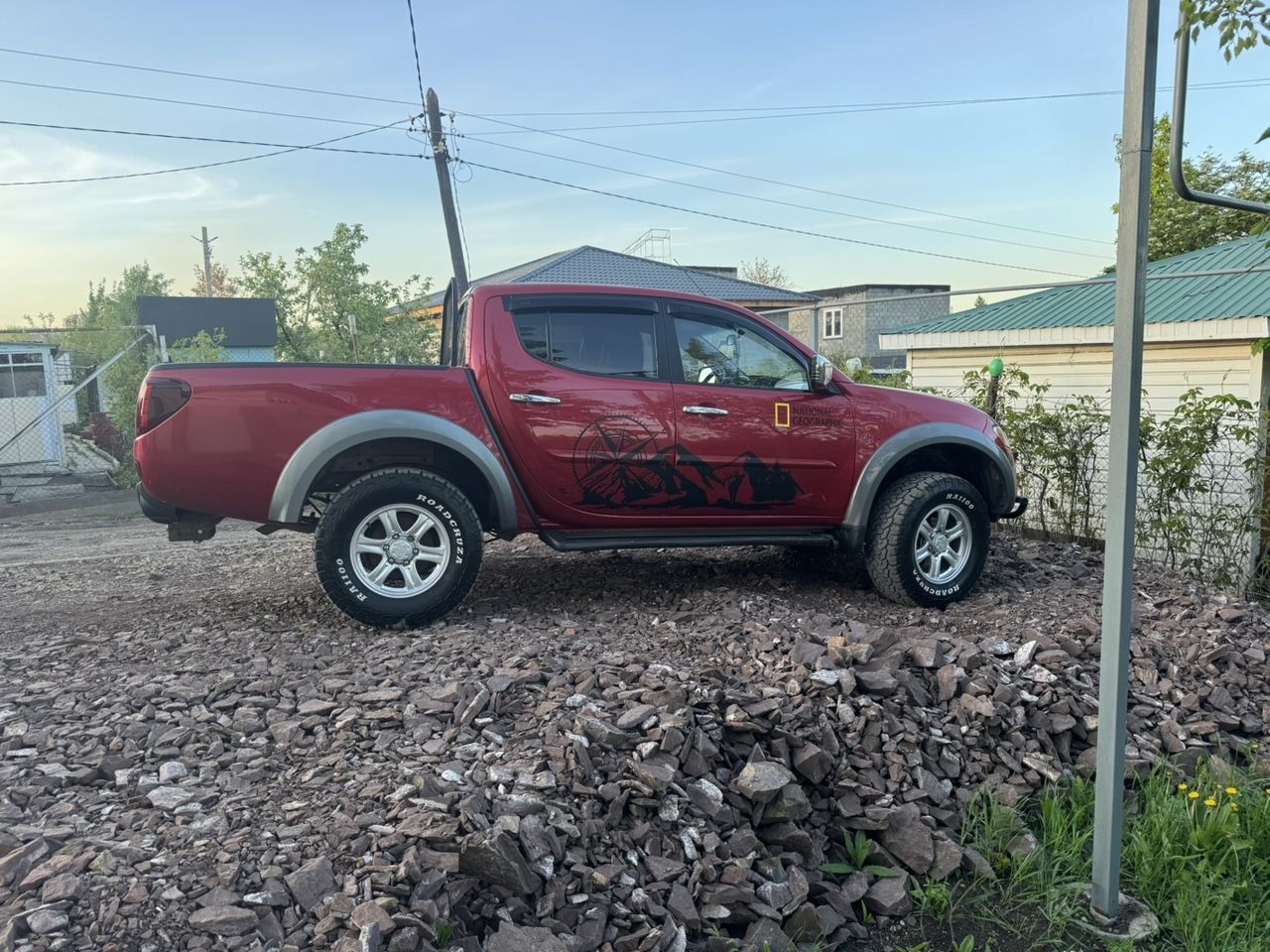 Mitsubishi L200: фото владельца