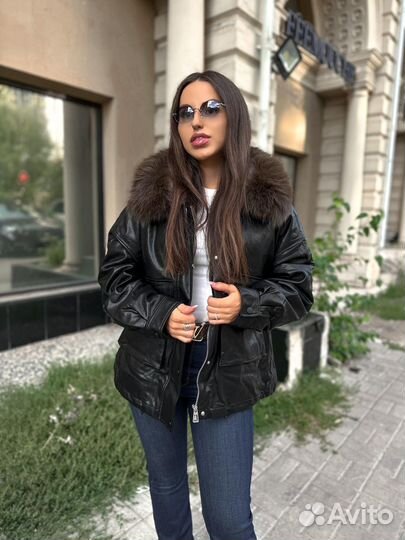 Пуховик с песцом Sudarushka