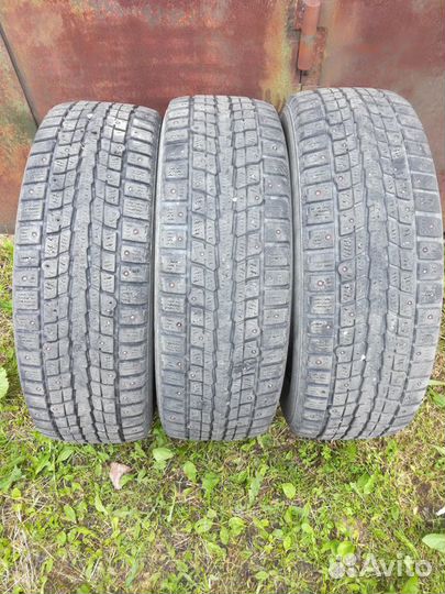 Dunlop SP Winter Ice 01 215/60 R17