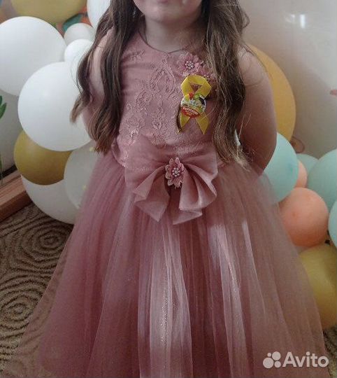 Платье для девочки 6-7 лет