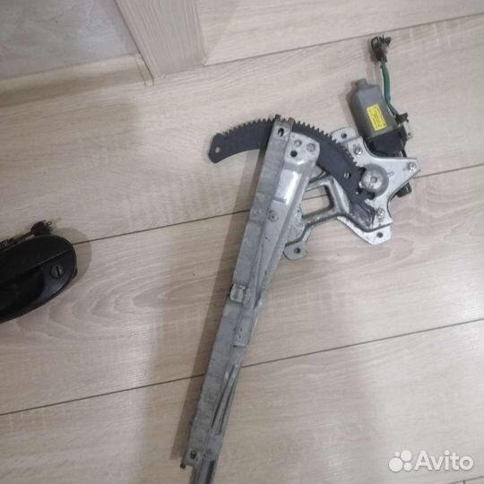 Стекло подъёмник на daewoo matiz