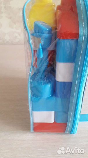 Развивающие игрушки для малышей пакетом