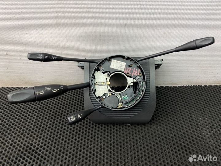 Переключатель подрулевой Mercedes-Benz E-Class