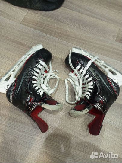 Хоккейные коньки bauer 2.7