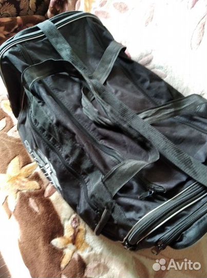 Спортивная дорожная сумка