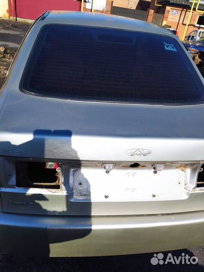 Крышка багажника Chery Amulet 2007г