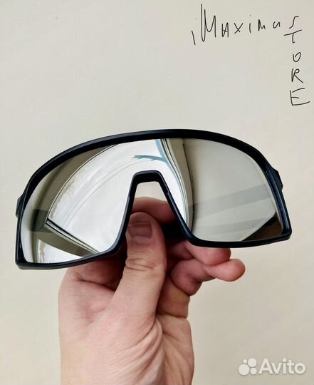 Чёрные зеркальные спортивные солнцезащитные очки