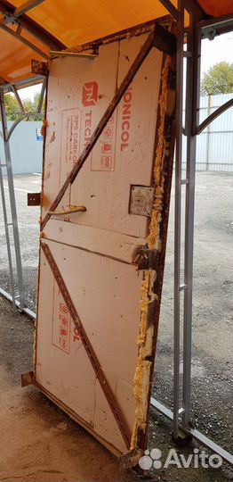 Дверь металлическая