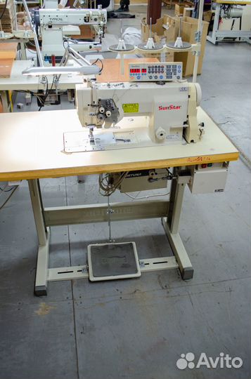 Двухигольная швейная машинка SunStar