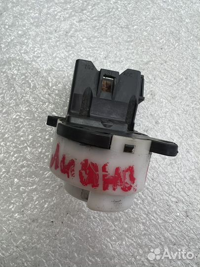 Контактная группа замка зажигания Suzuki Liana