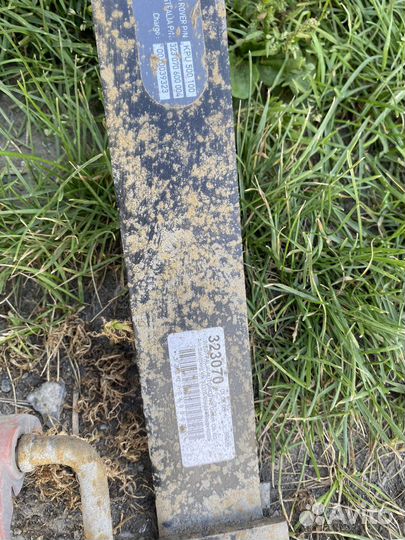 Кронштейн усилителя заднего бампера правый