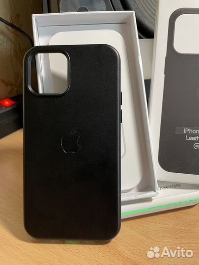 Чехол на iPhone 12 с magsafe