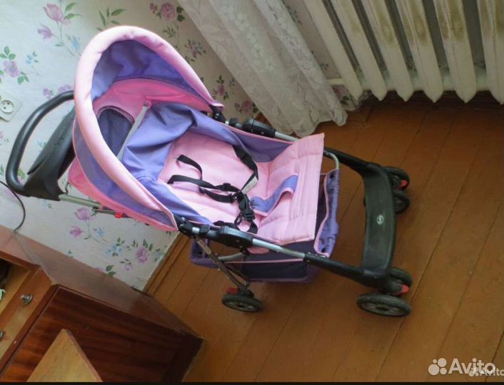 Прогулочная коляска